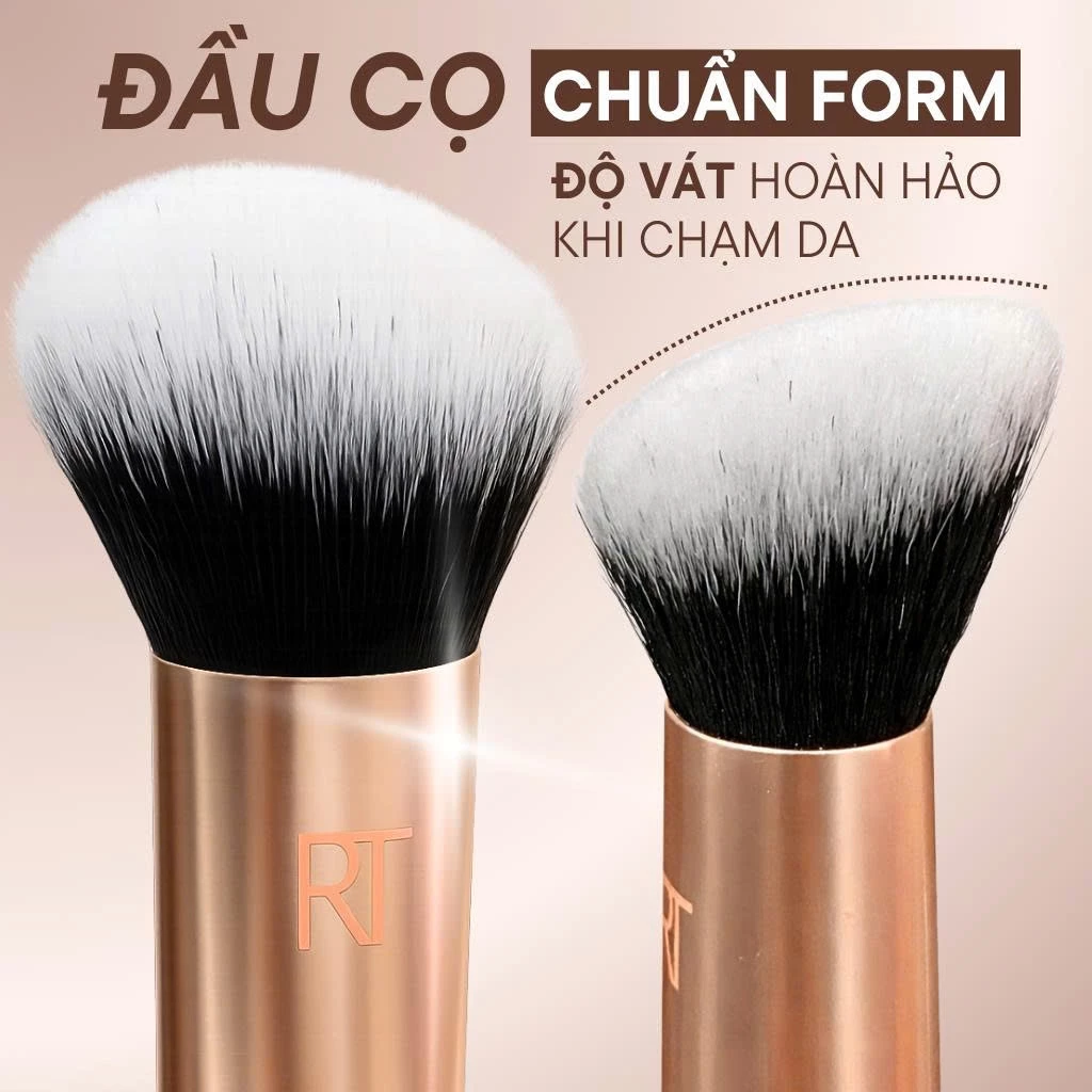 Cọ Tán Nền Và Phủ Phấn Đầu Vát RT Real Techniques Angled Foundation Và Powder Brush R106